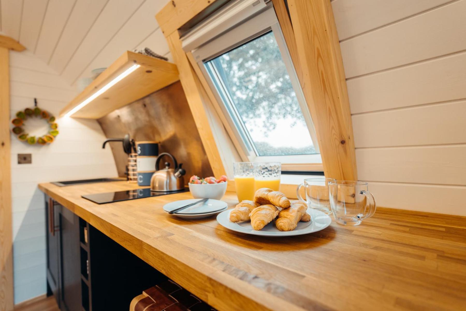 Cefn Crib Cabins Махінллет Екстер'єр фото